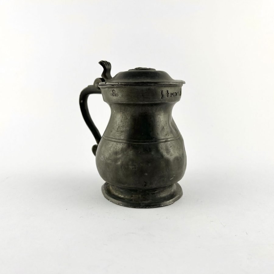 Tankard en peltre