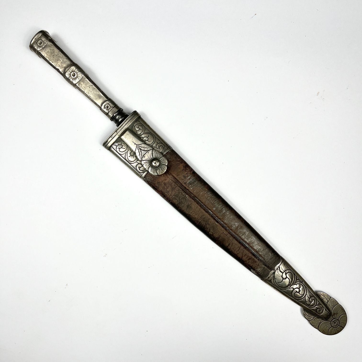 Cuchillo criollo "Sol" en plata