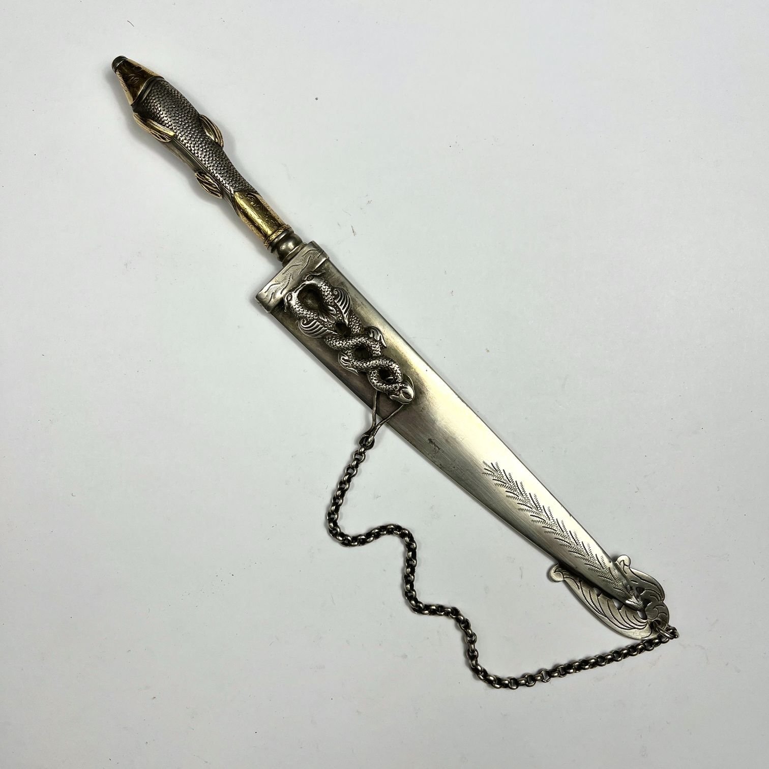 Cuchillo brasileño nordestino en plata