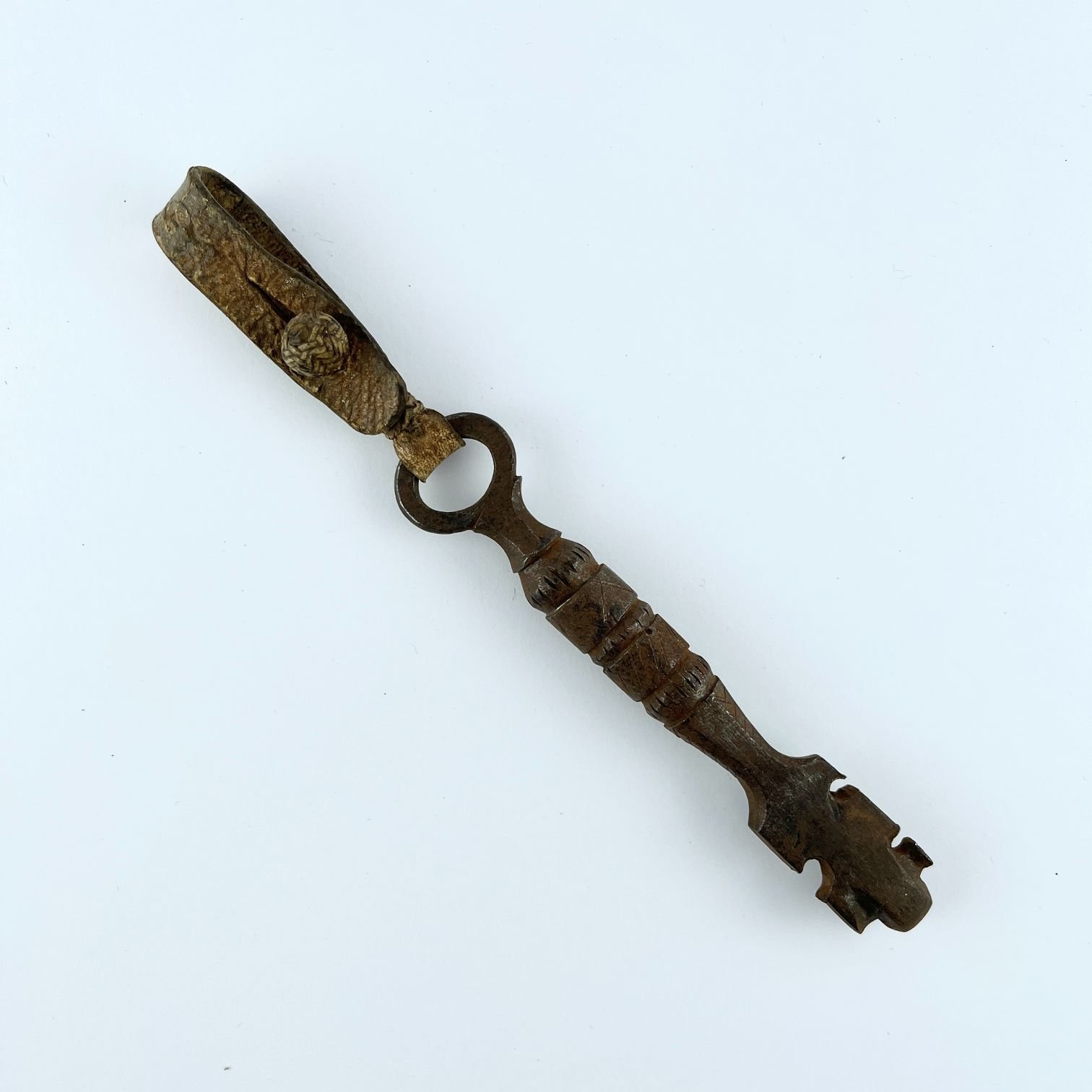 Llave de alambrar
