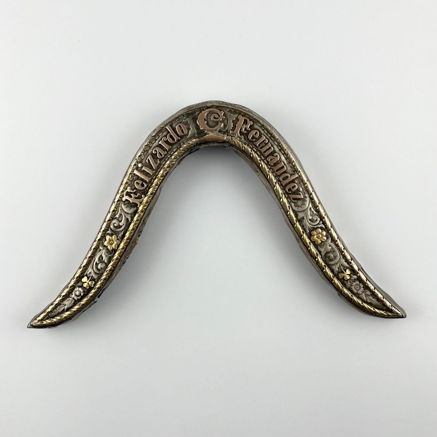 Cabezada de recado en plata y oro