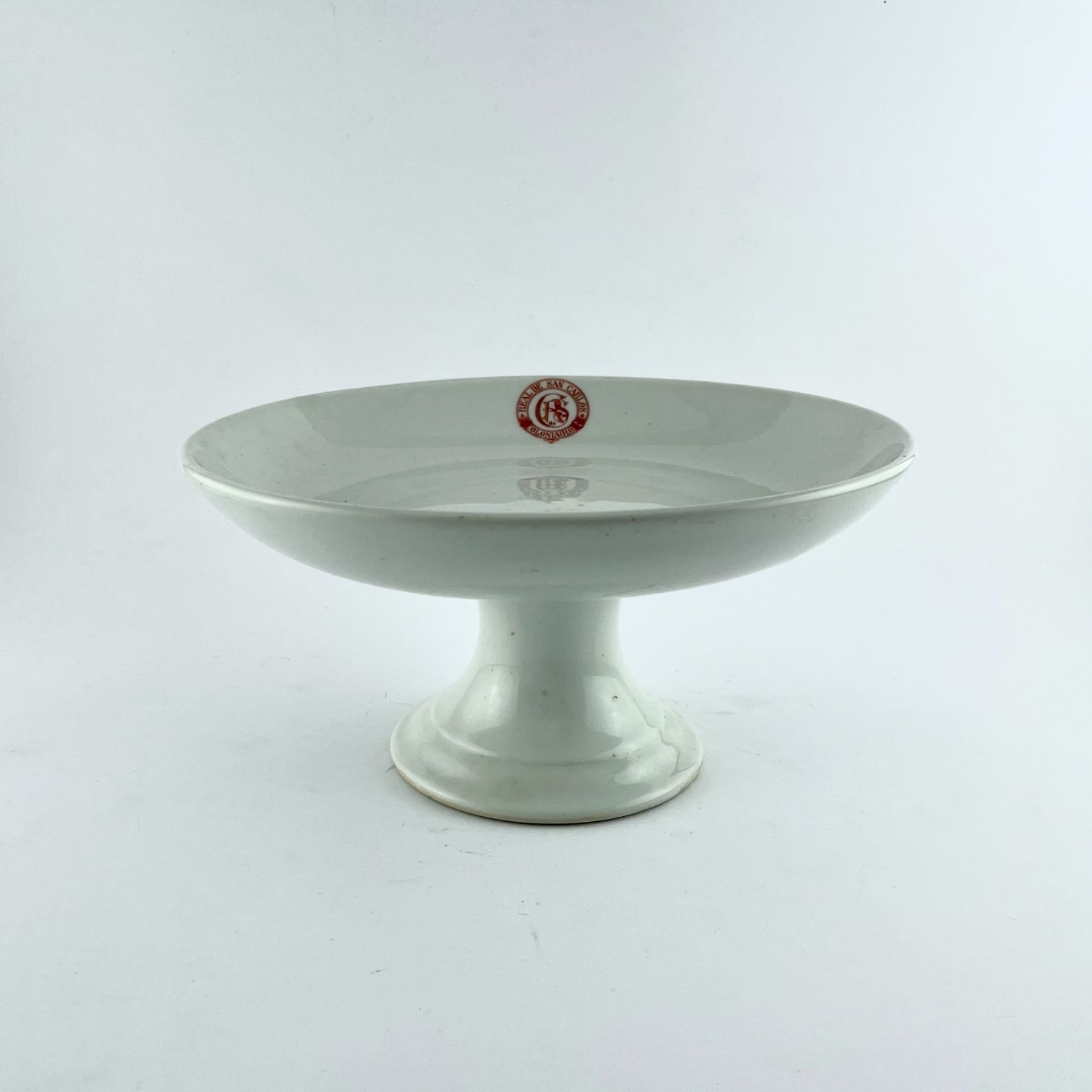 Dos platos en porcelana Real de San Carlos - Imagen 2