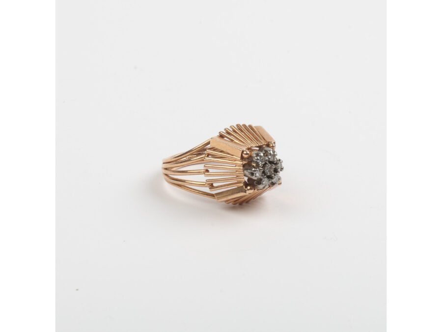 Anillo oro 18 K y brillantes