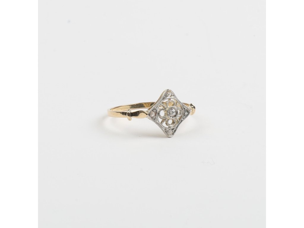 Anillo art decó oro 18 K, brillante y diamantes