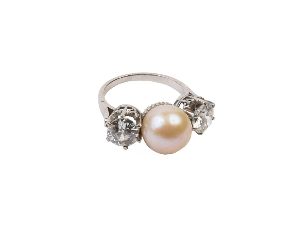 Anillo oro 18 K, perla y brillantes