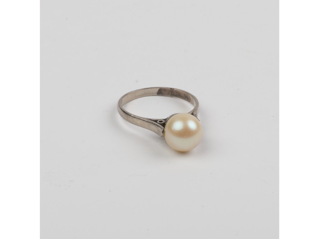 Anillo oro 18 K y perla