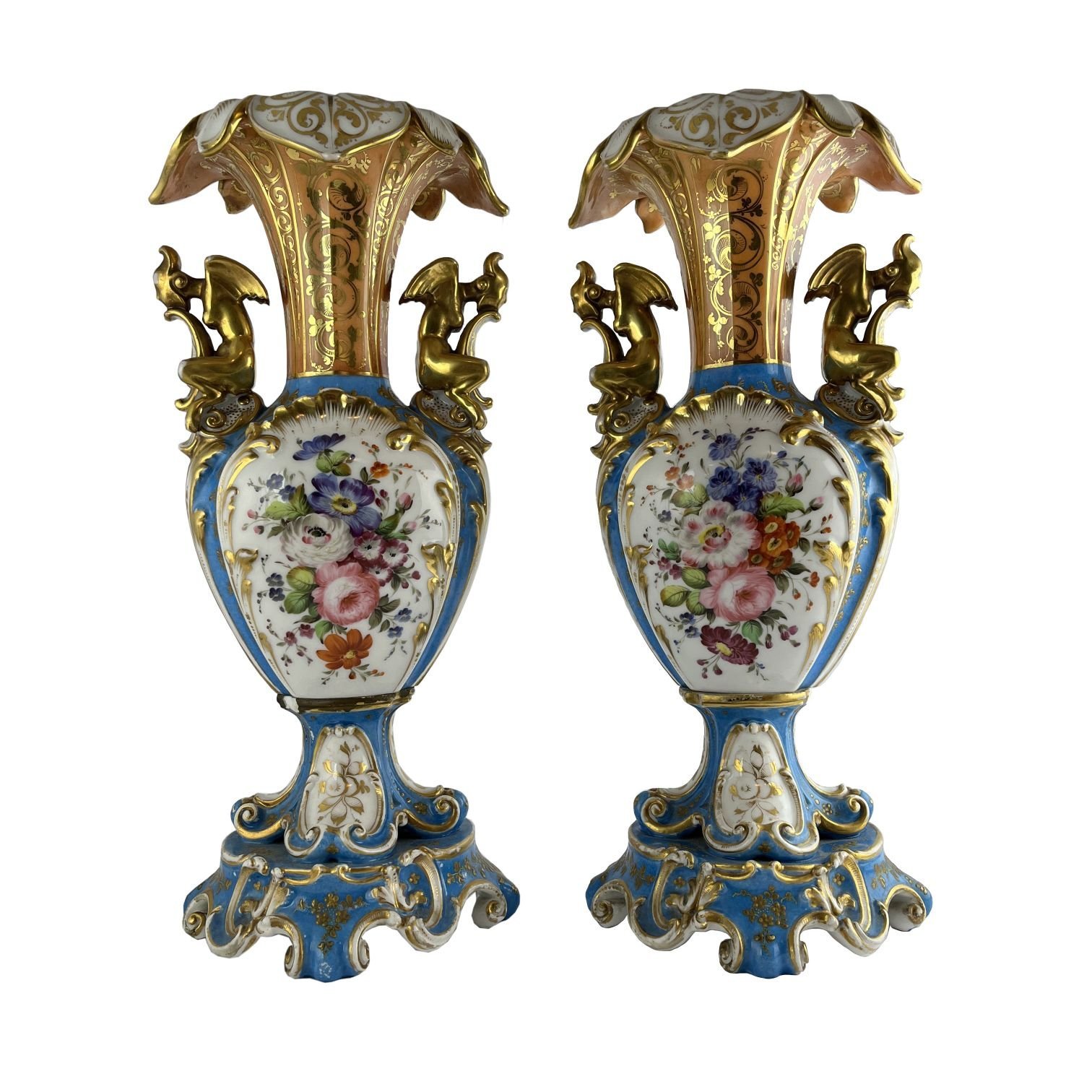 Par de floreros isabelinos