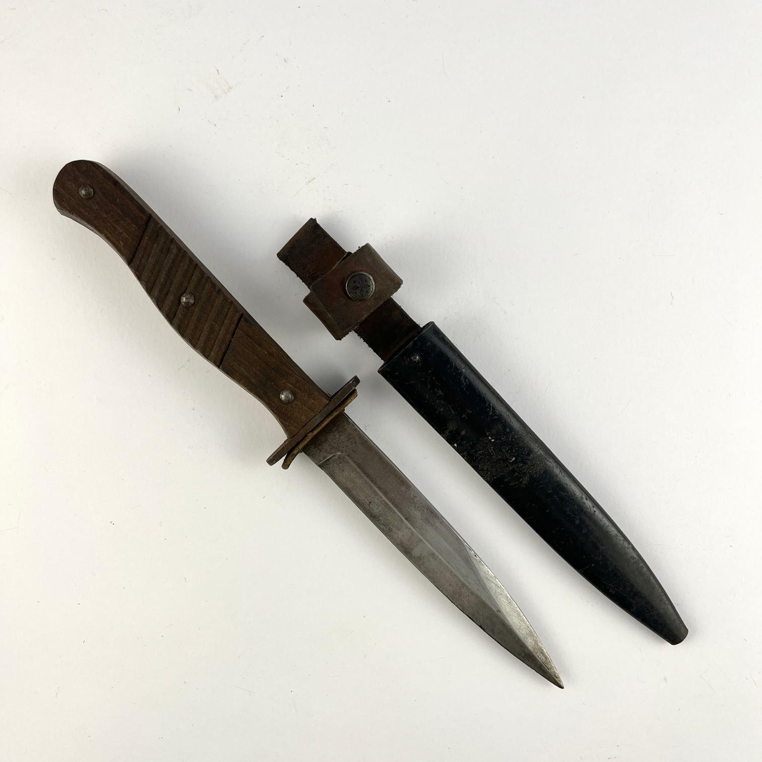 Cuchillo alemán de trinchera WWI