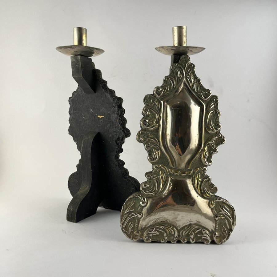 Par de candeleros mexicanos en madera, metal plateado y plata - Imagen 2