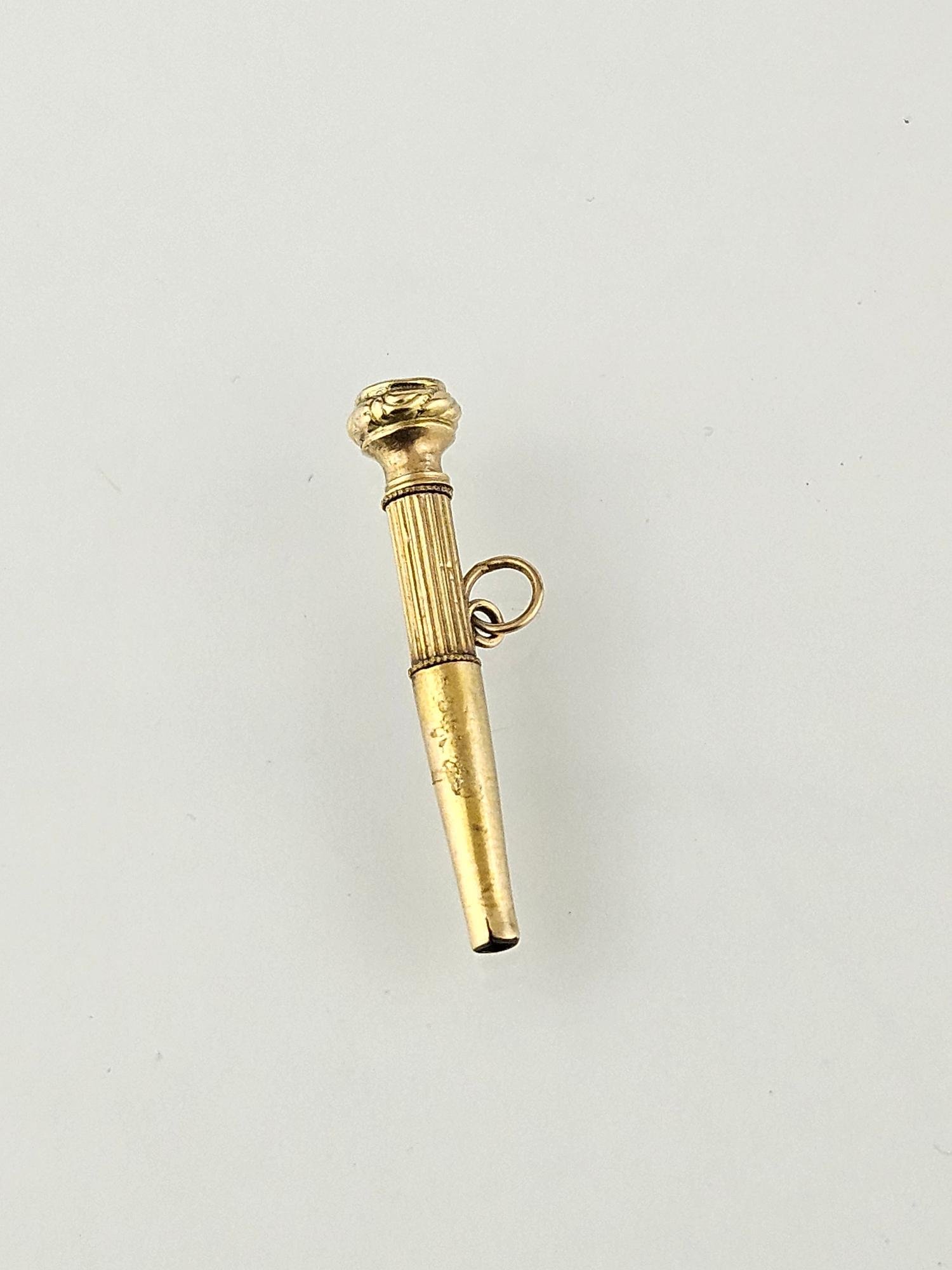 Llave de cuerda para reloj de bolsillo