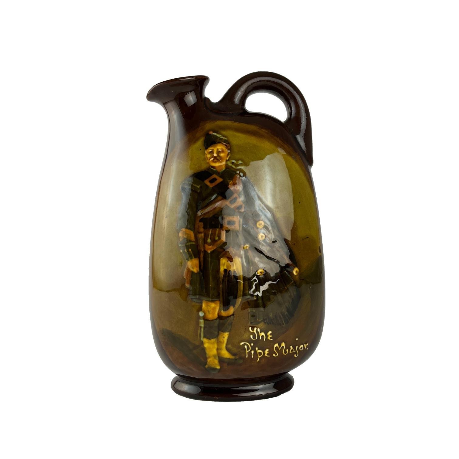 Jarra Royal Doulton