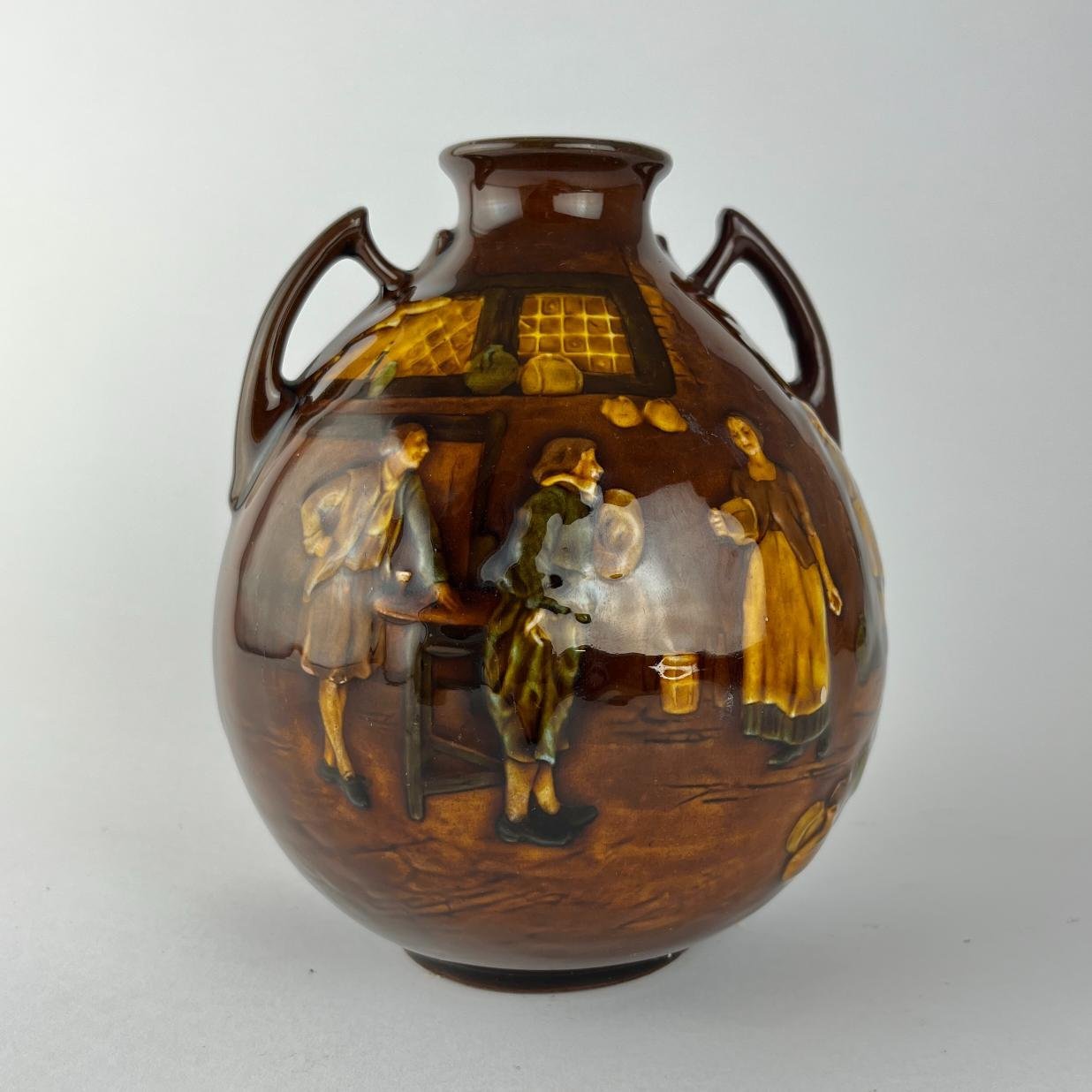 Jarra Royal Doulton