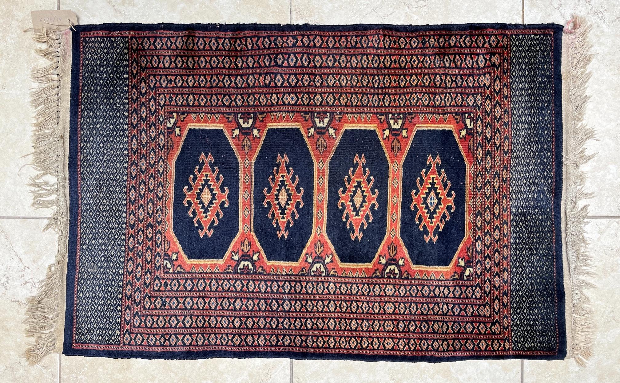 Alfombra caucásica