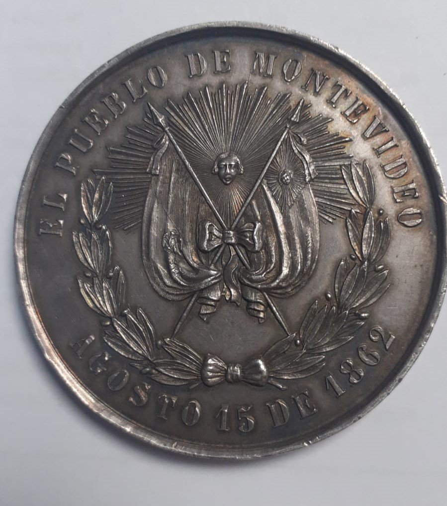 Medalla Rara "Al General Zaragoza vencedor en Puebla”. 1862