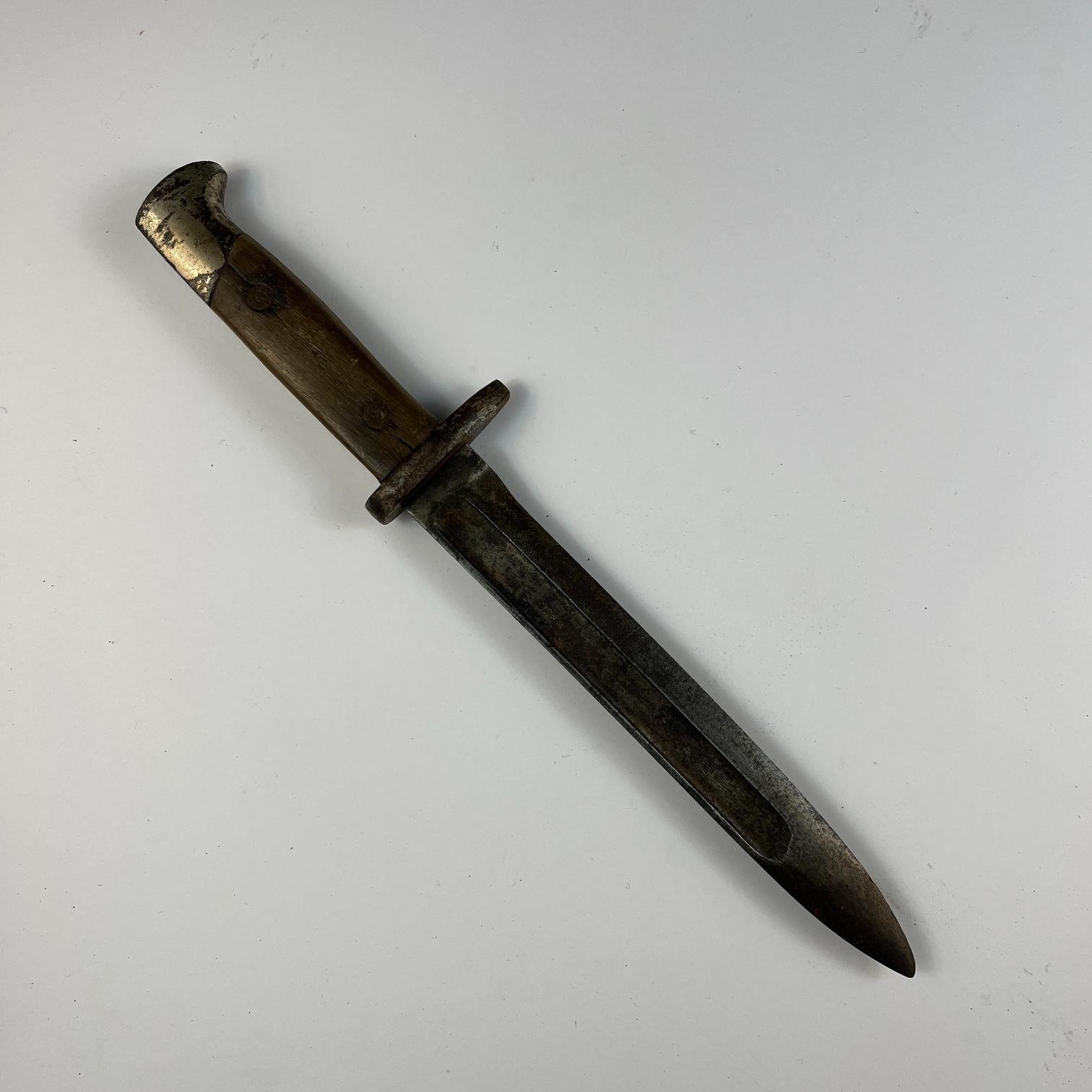 Bayoneta transformada en cuchillo Remington Rolling Block 1904