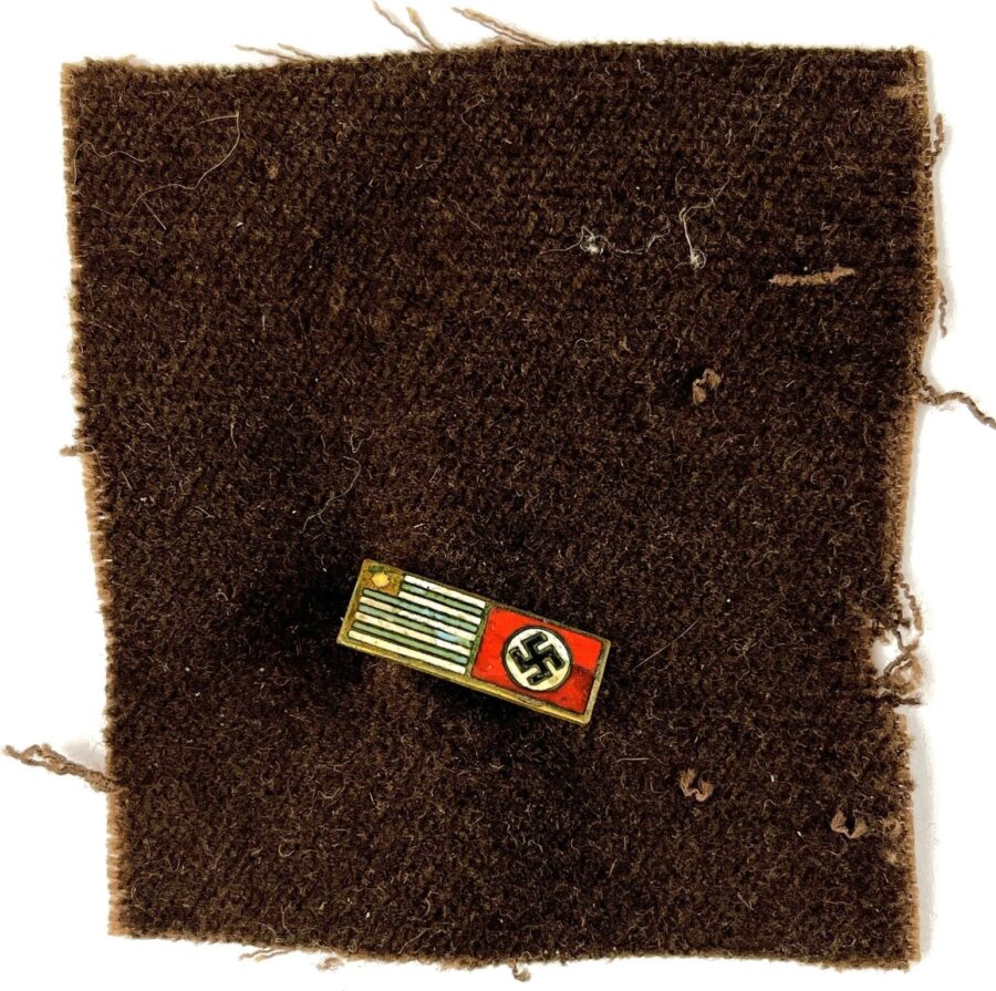 Prendedor bandera Uruguay y Alemania nacionalsocialista