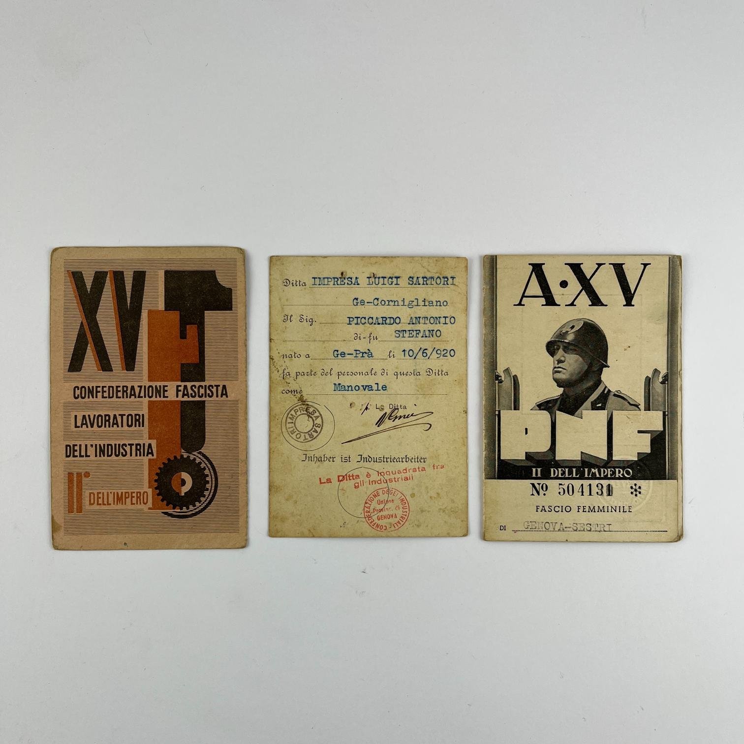 3 cartnets de trabajo Italia fascista
