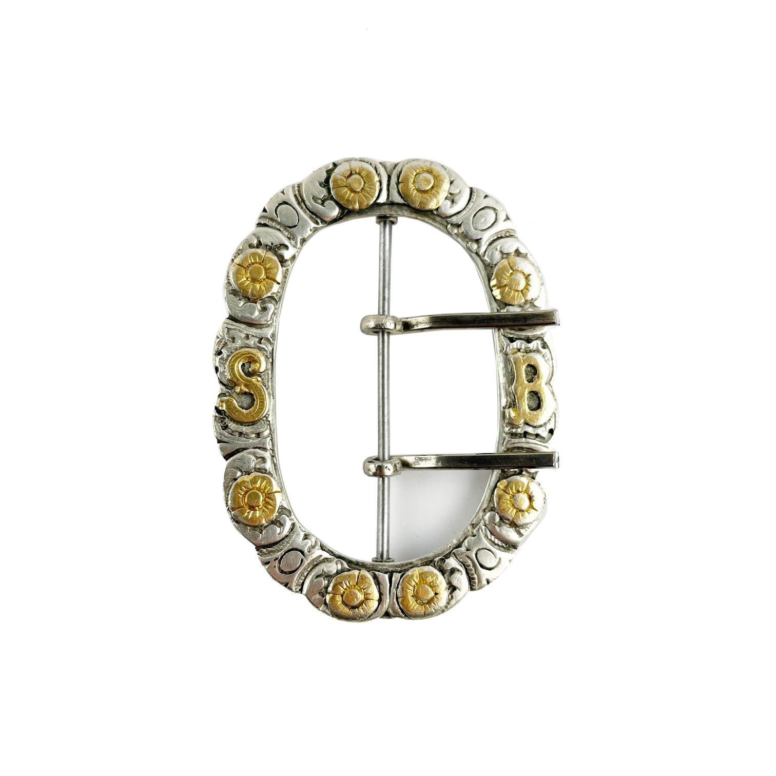 Hebilla gaucha en plata y oro