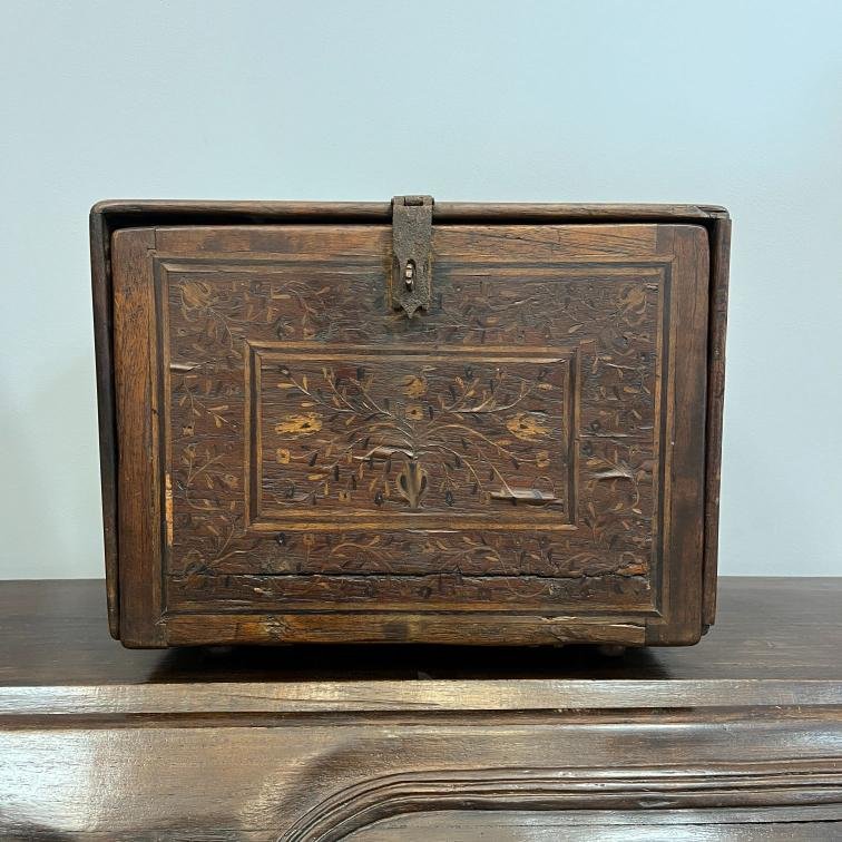 Bargueño de sobremesa hispanoamericano s. XVIII