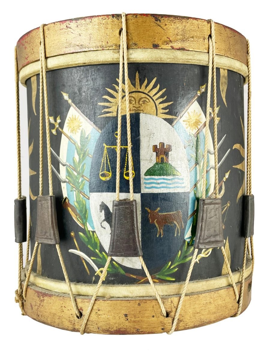 Tambor militar uruguayo s