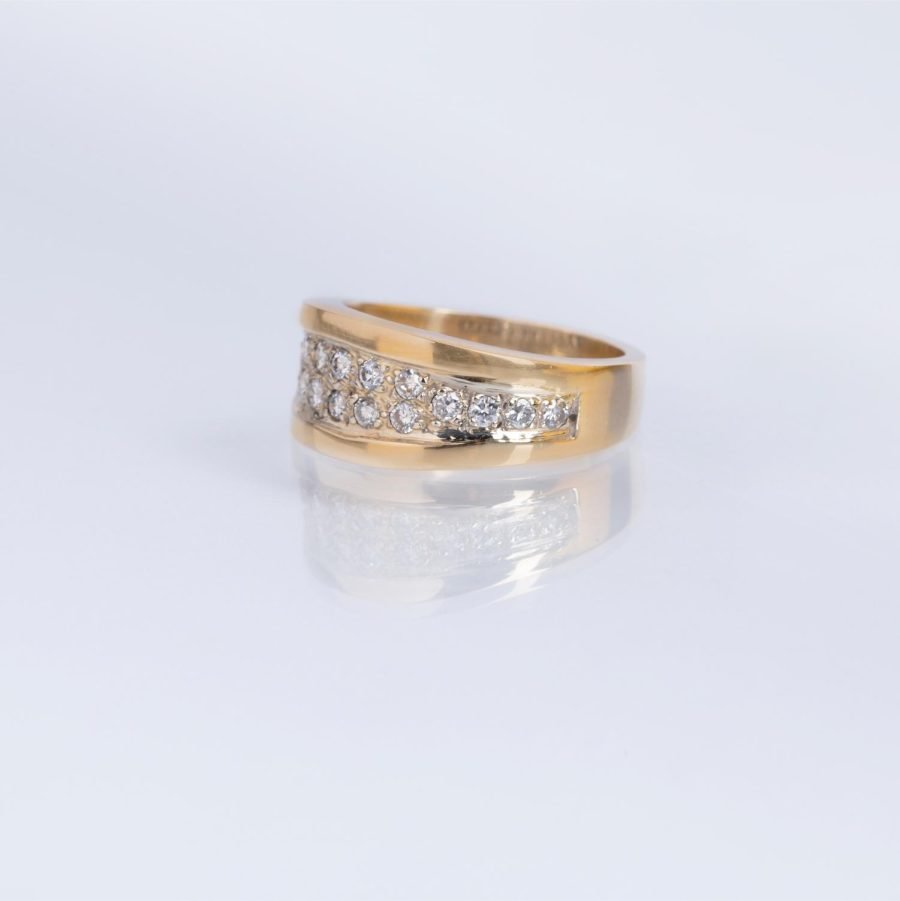 Anillo oro 18 K amarillo y diamantes - Imagen 2