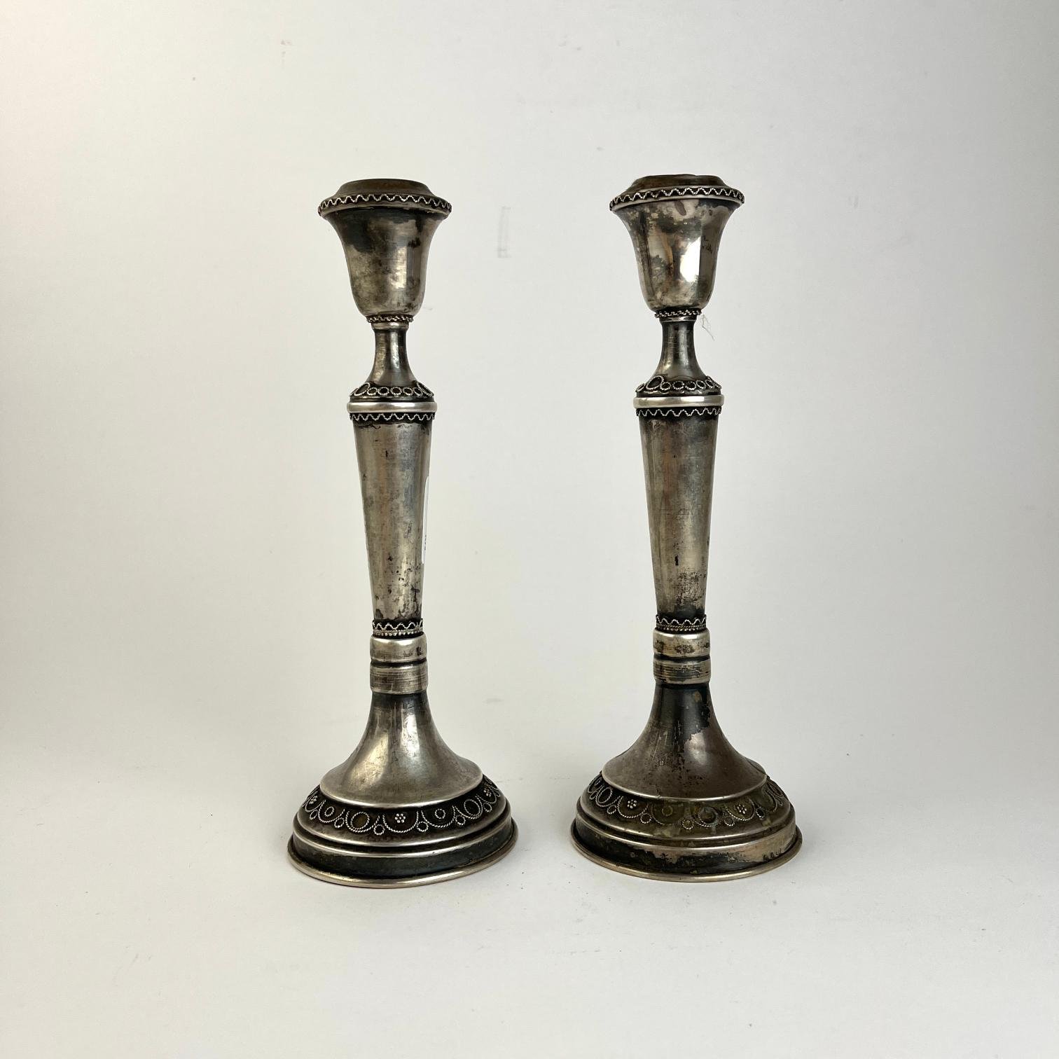 Par de candeleros en plata 925