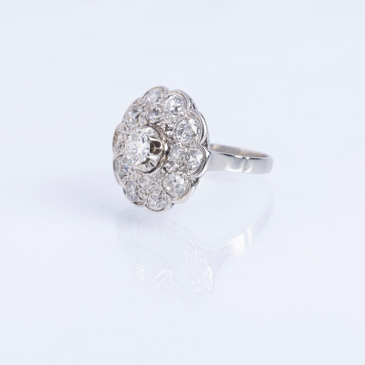 Anillo oro 18 K blanco y diamantes