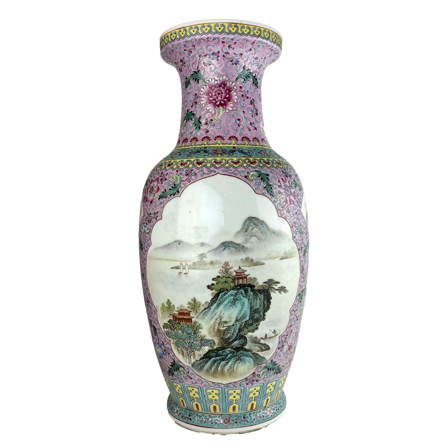 Jarrón chino en porcelana familia rosa