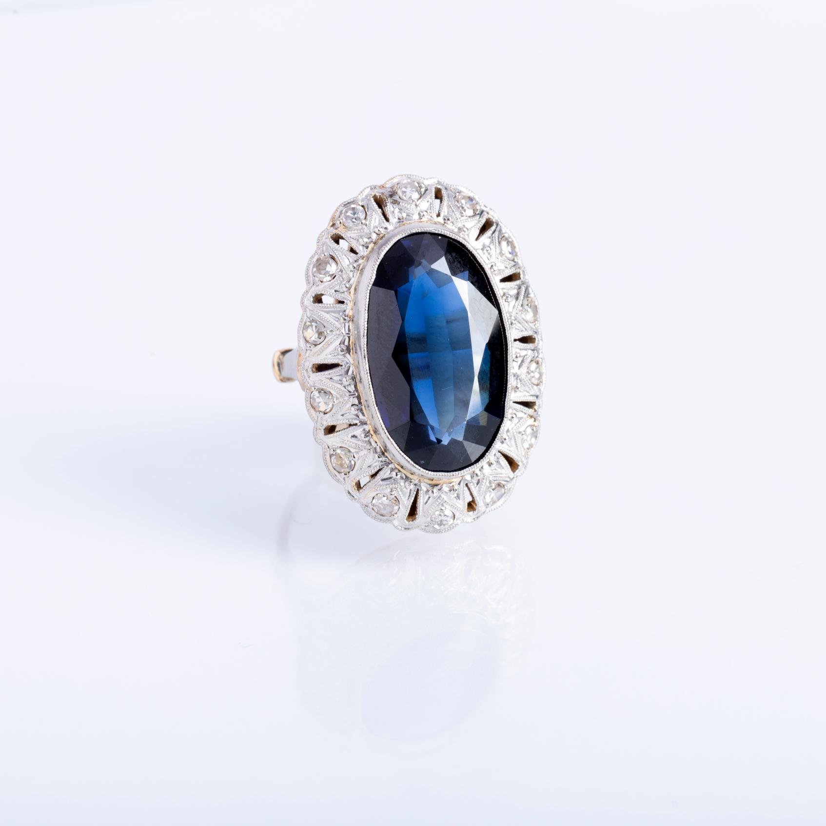 Anillo oro 18 K blanco y amarillo, zafiro y diamantes