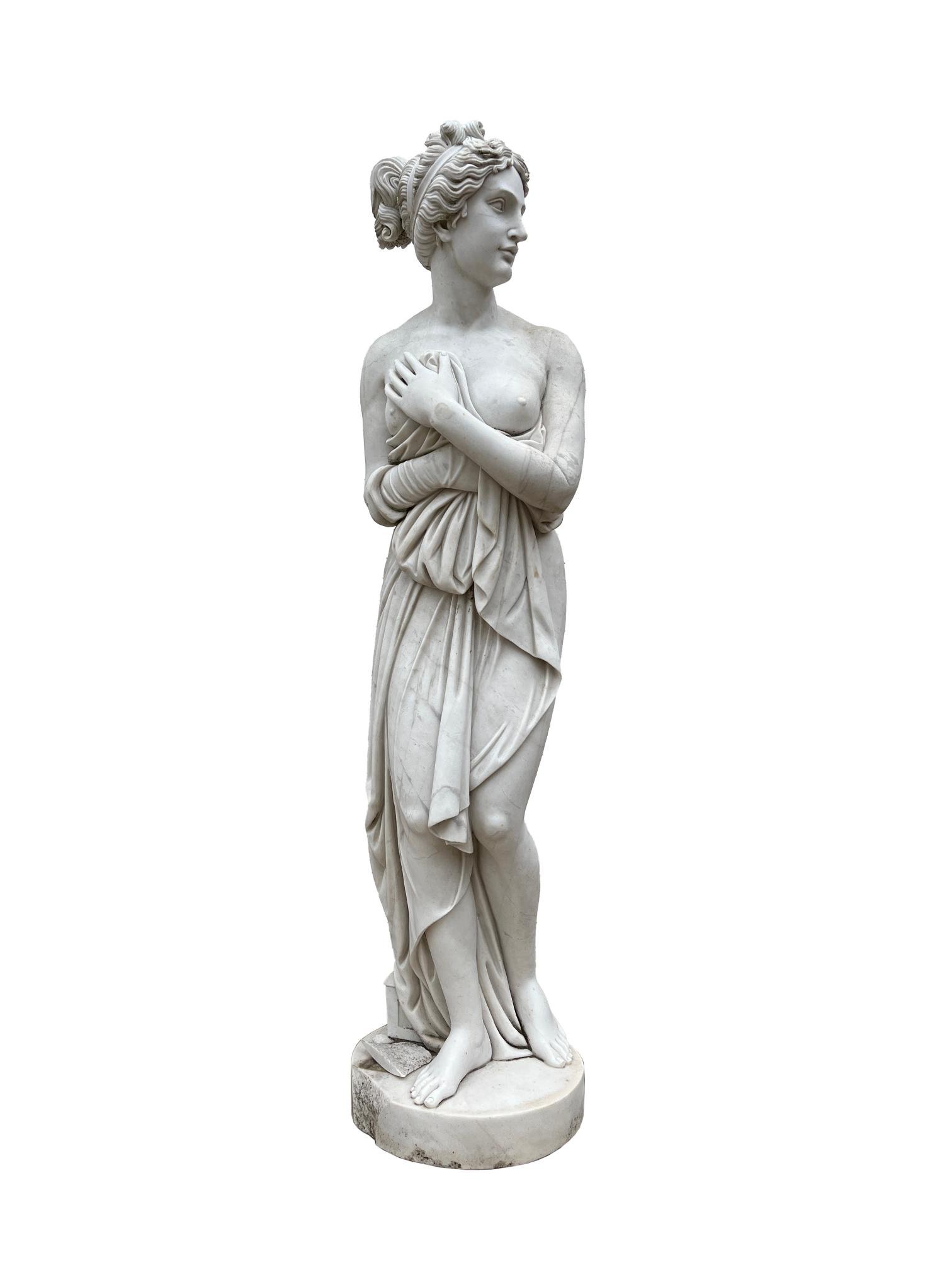 Escultura en mármol "Venus"