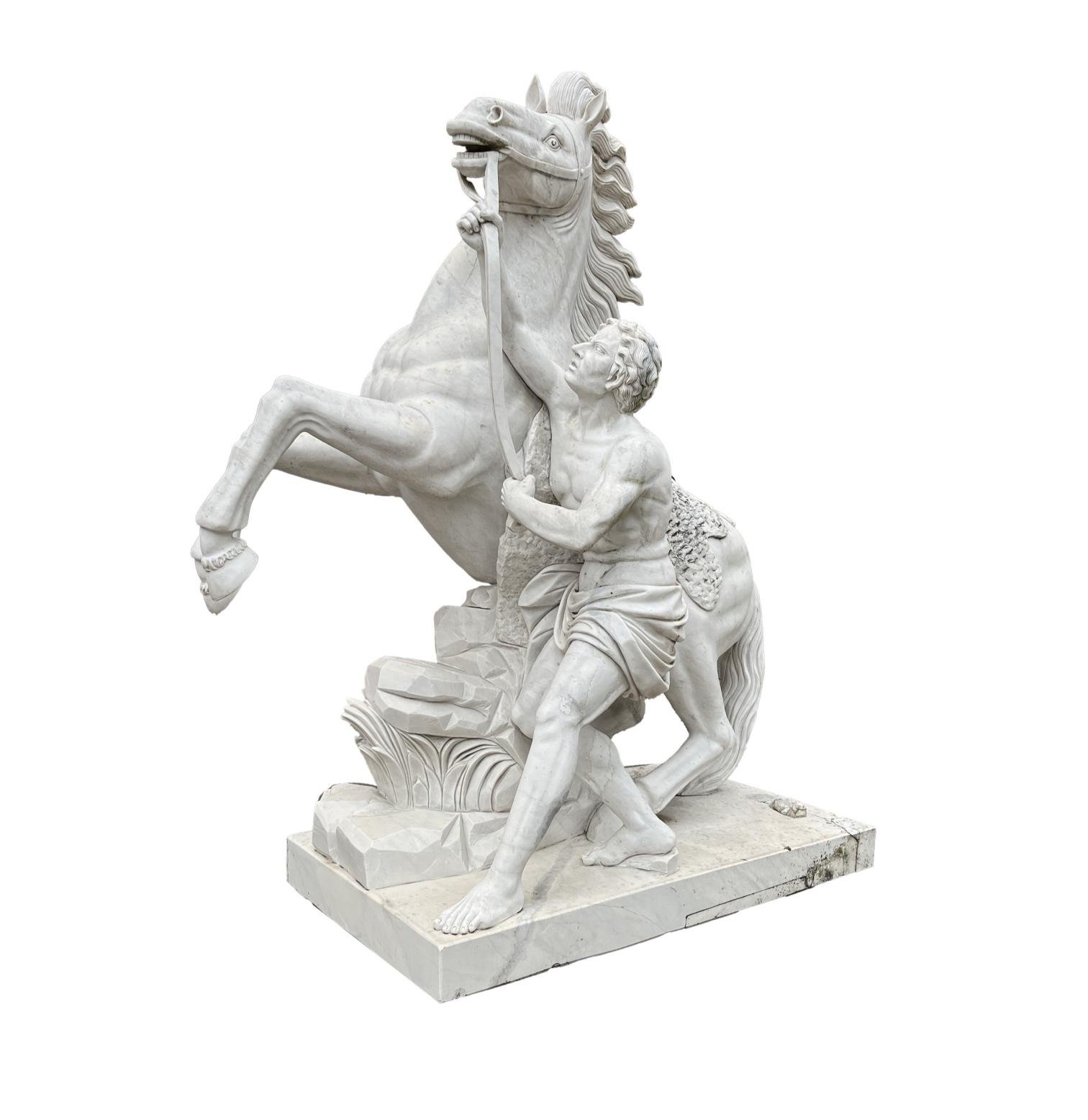 Escultura en mármol "Caballo de Marly"