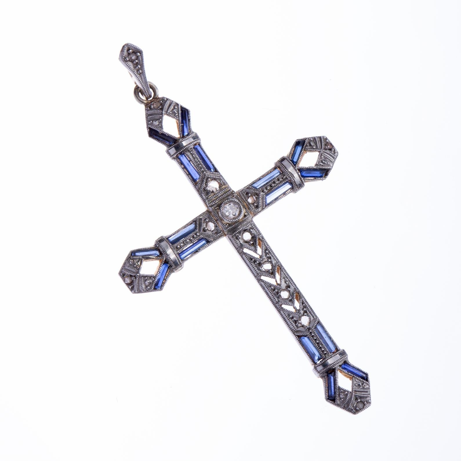 Cruz art decó oro blanco y amarillo, zafiros y diamantes