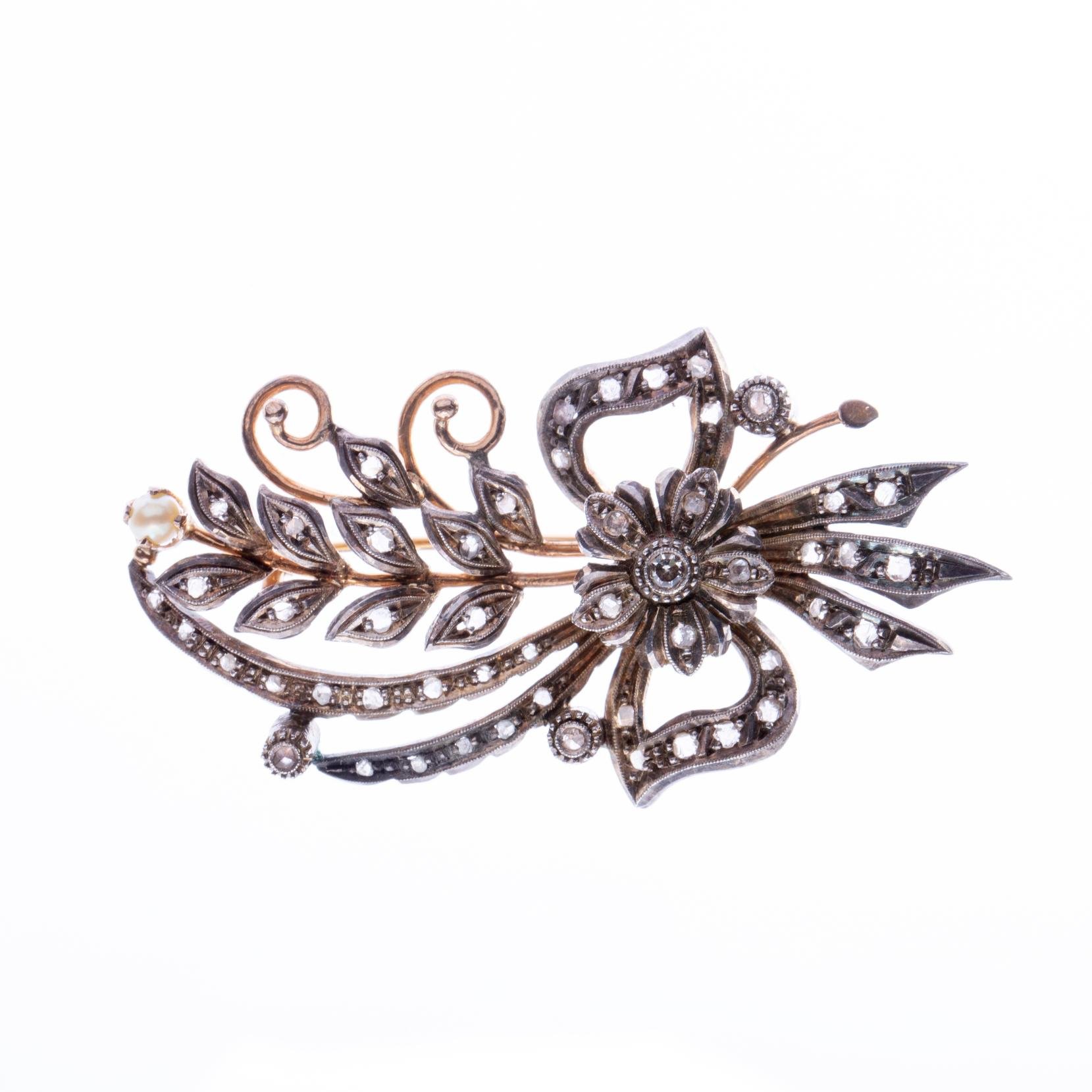 Set s. XIX oro amarillo y plata, perlas y diamantes