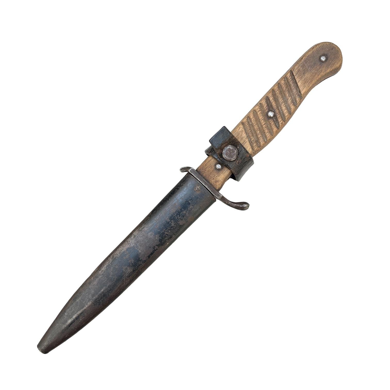 Cuchillo de trinchera alemán