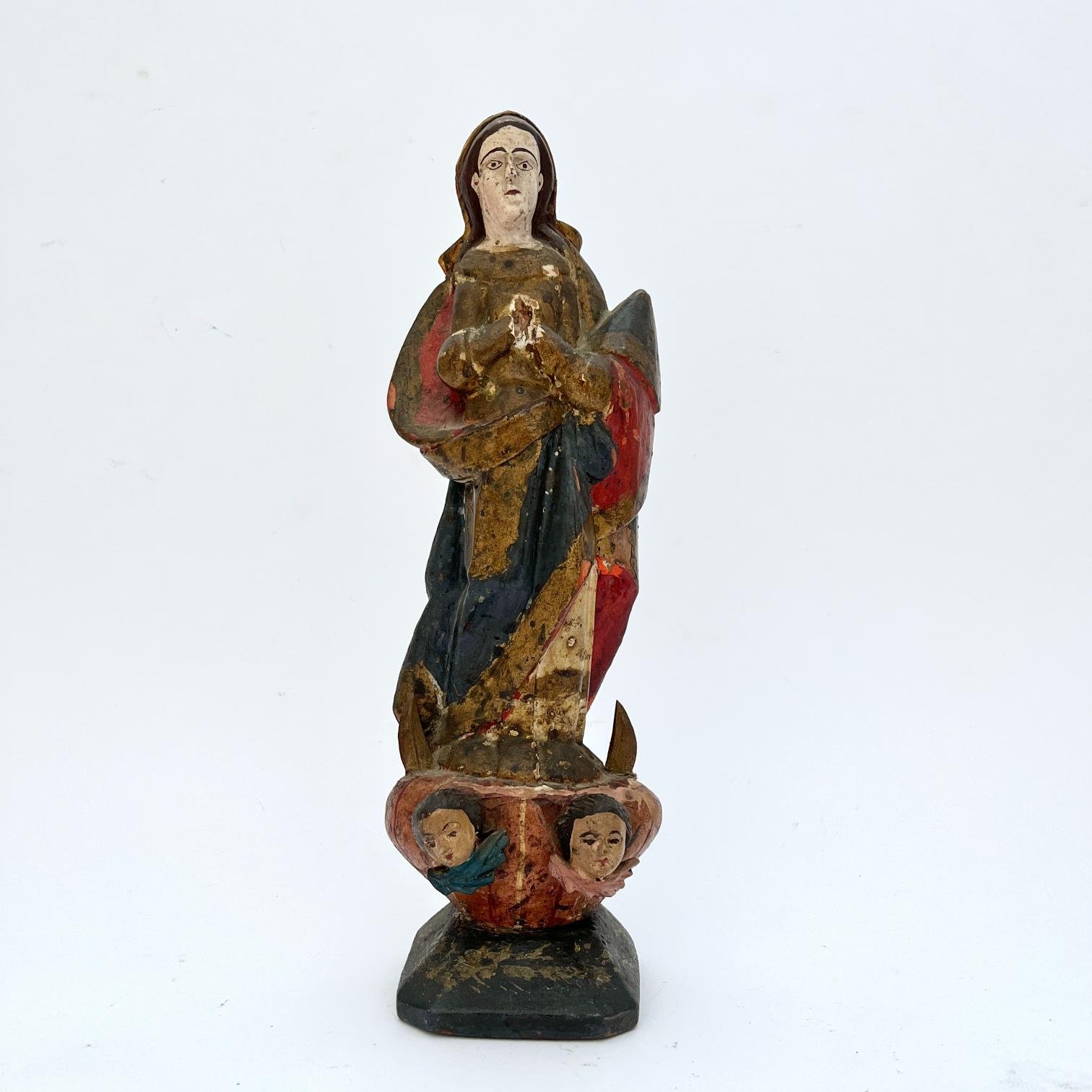 Talla en madera "Virgen María"