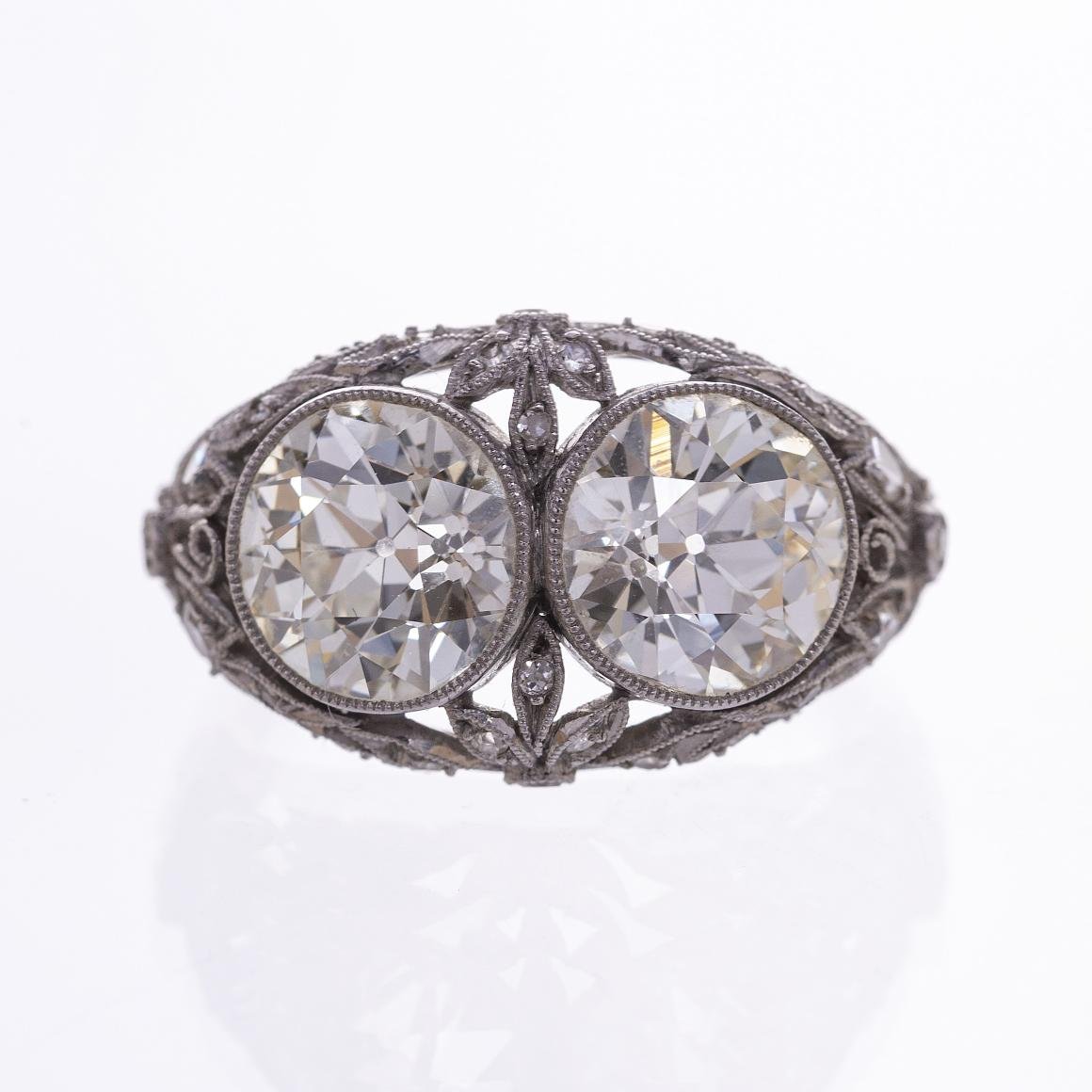Anillo en oro 18 K con brillantes