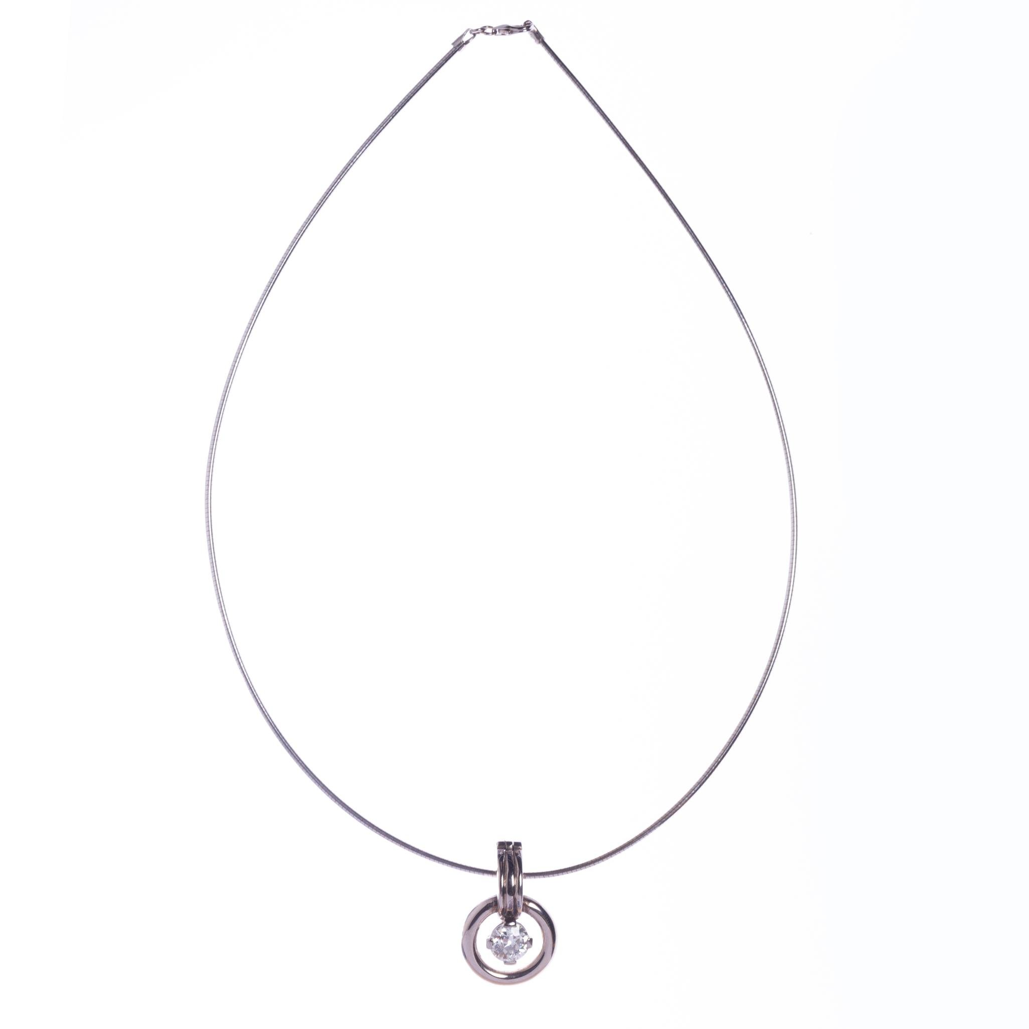 Gargantilla en oro 18 K con brillante
