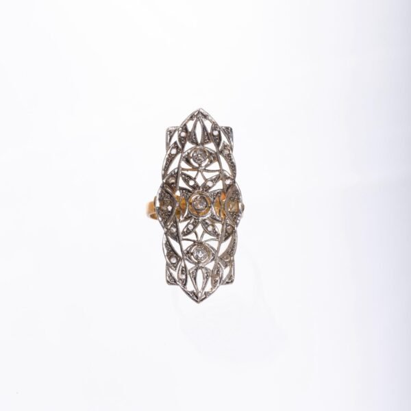 Anillo art decó en oro 18 K, diamantes y brillantes