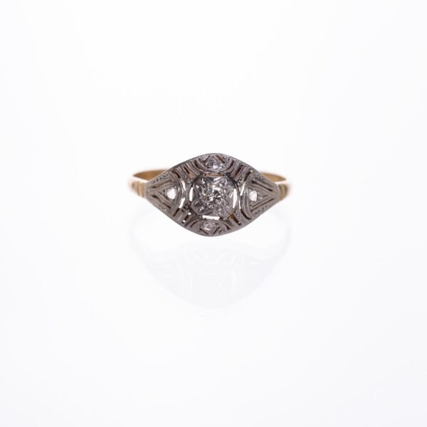 Anillo art decó en oro 18 K con diamantes y brillante