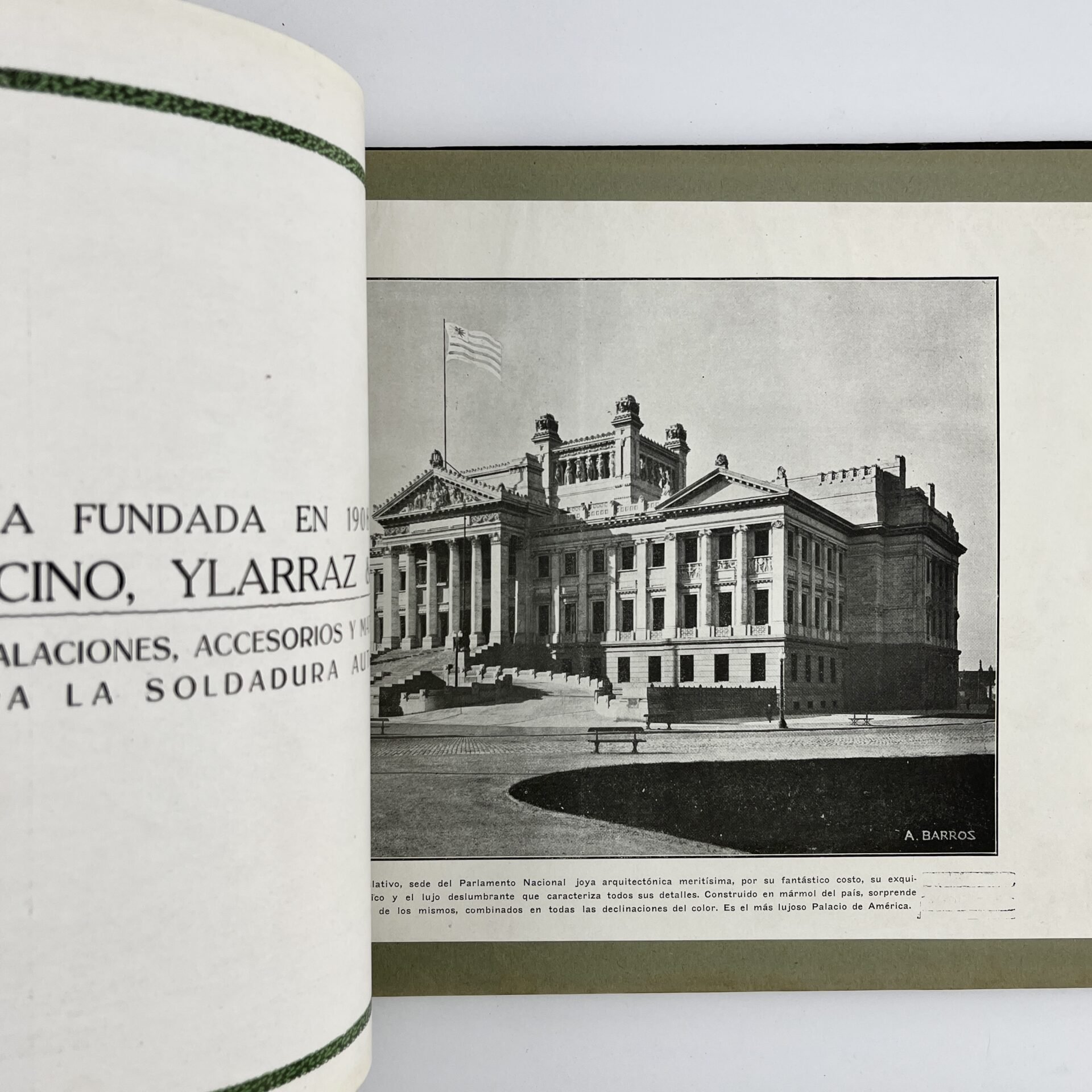 Palacio Salvo.