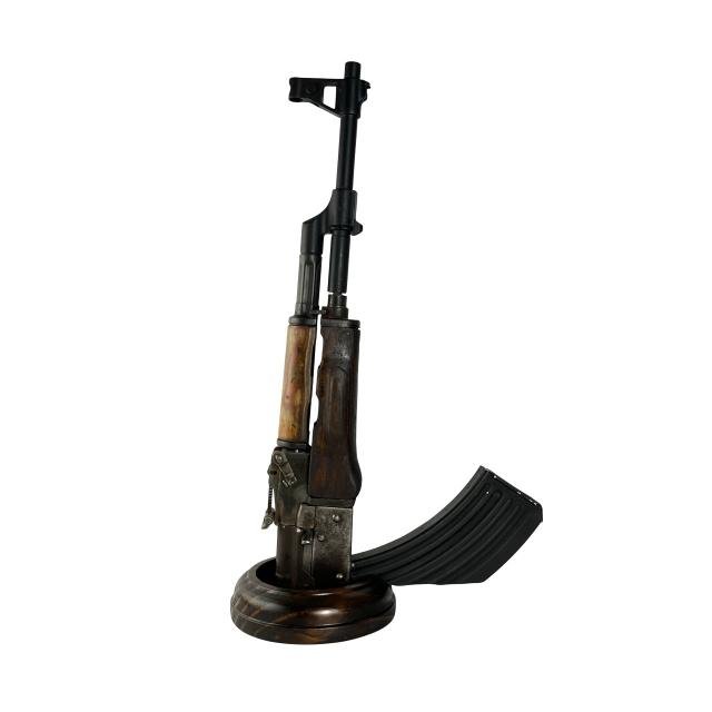 Exhibidor bayoneta AK47