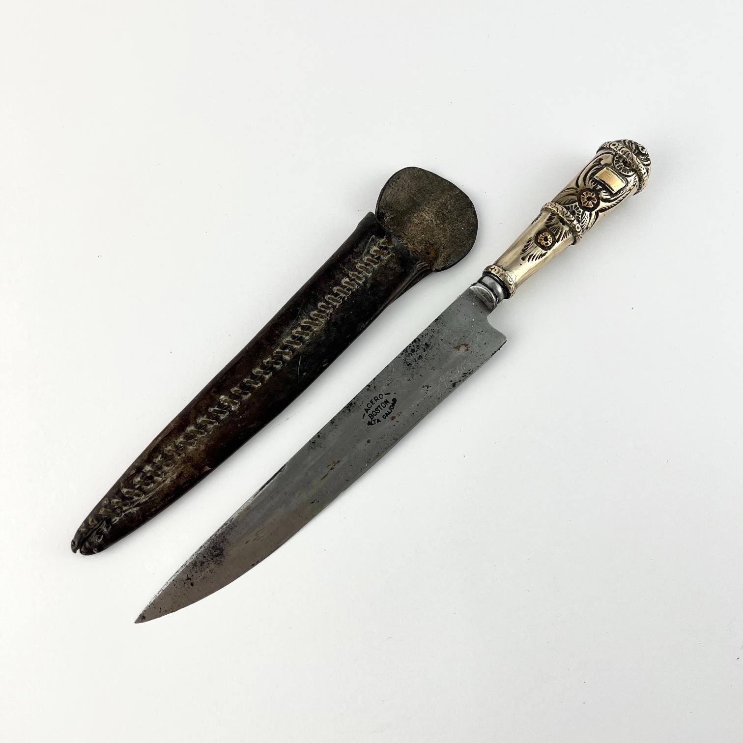 Cuchillo criollo uruguayo