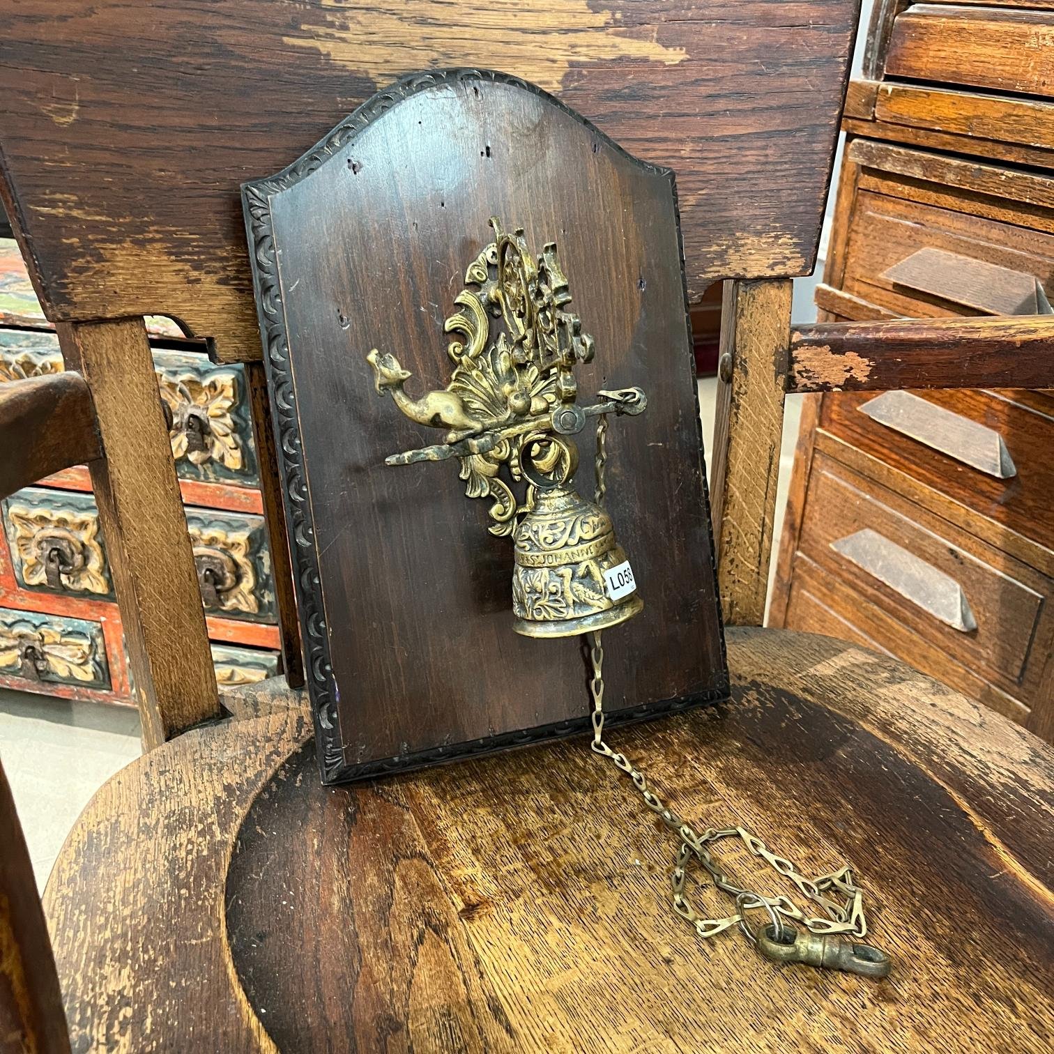 Campana en bronce