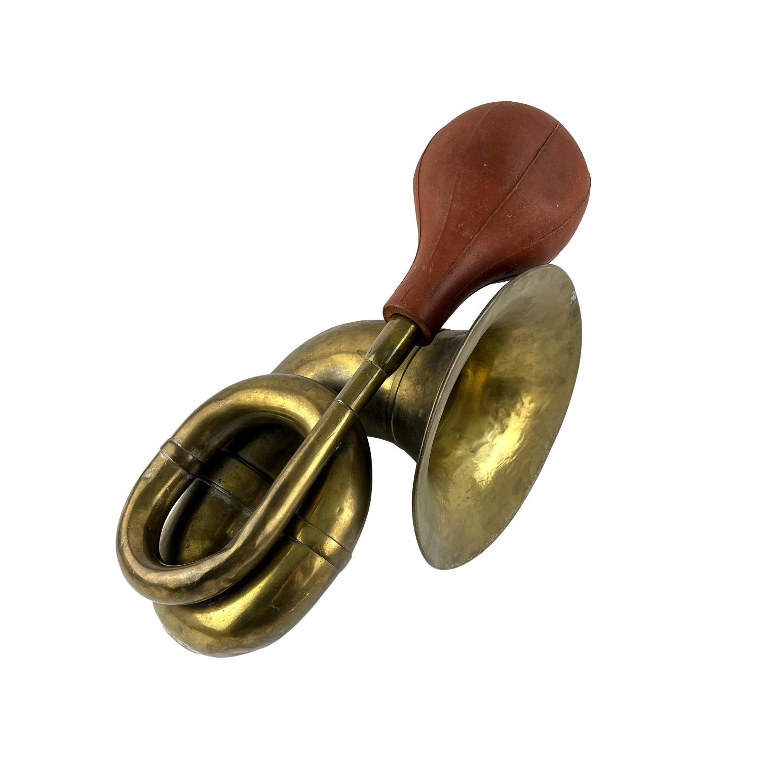 Bocina en bronce