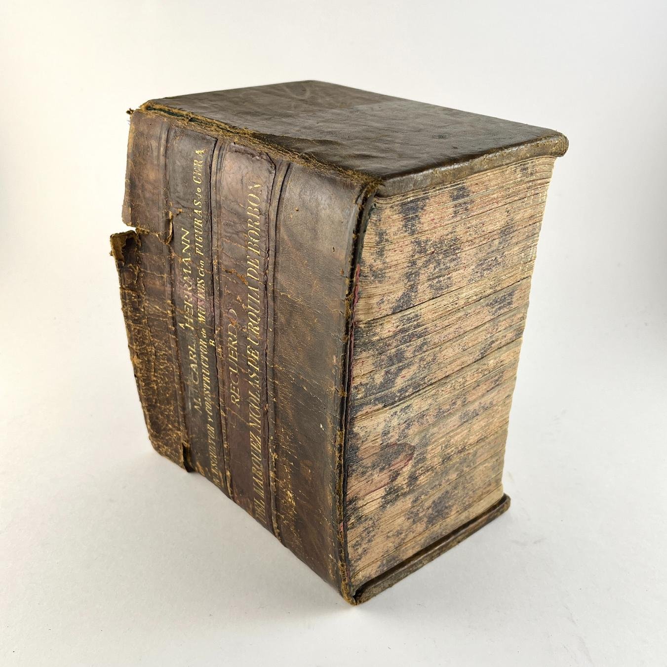 Antiguo Libro
