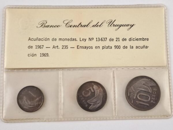 Uruguay ensayo set 3 monedas plata y metal