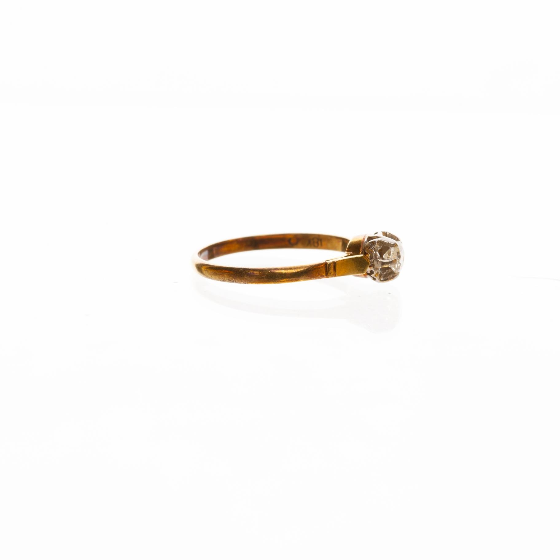 Anillo solitario en oro 18 K - Imagen 2