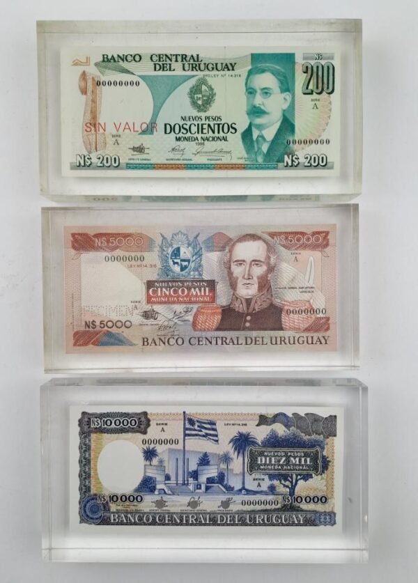 Uruguay 3 billetes Specimen