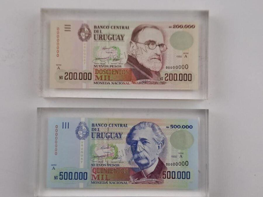 Uruguay 2 billetes Specimen 1992