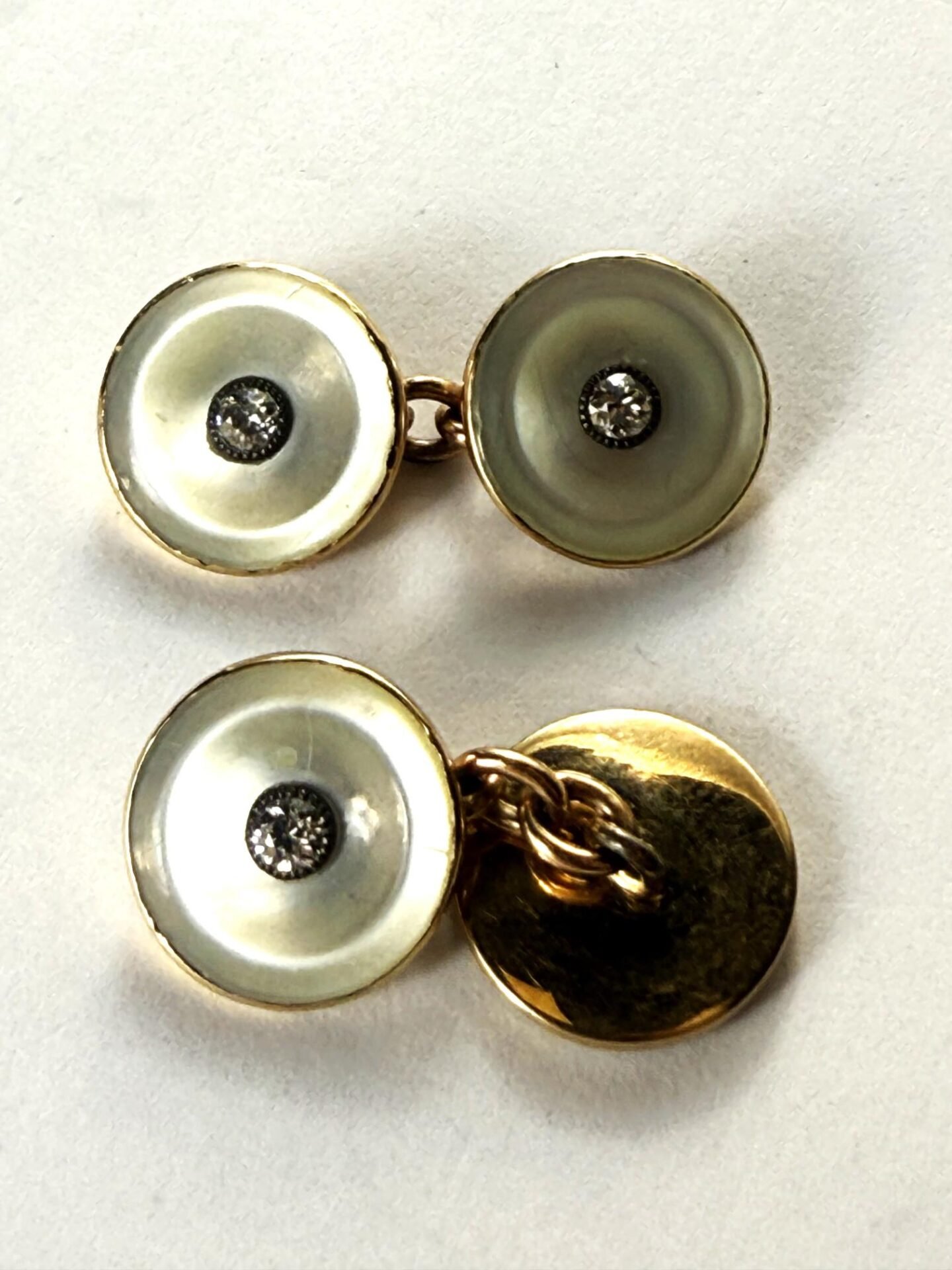 Par de gemelos en oro 18 K, nácar y brillante - Imagen 2